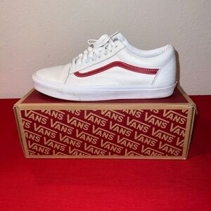 VANS Old Skool Leather Pop - 11 - White / Red - EUC